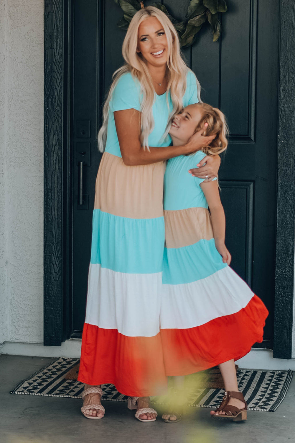 Women Color Block Round Neck Maxi Dress