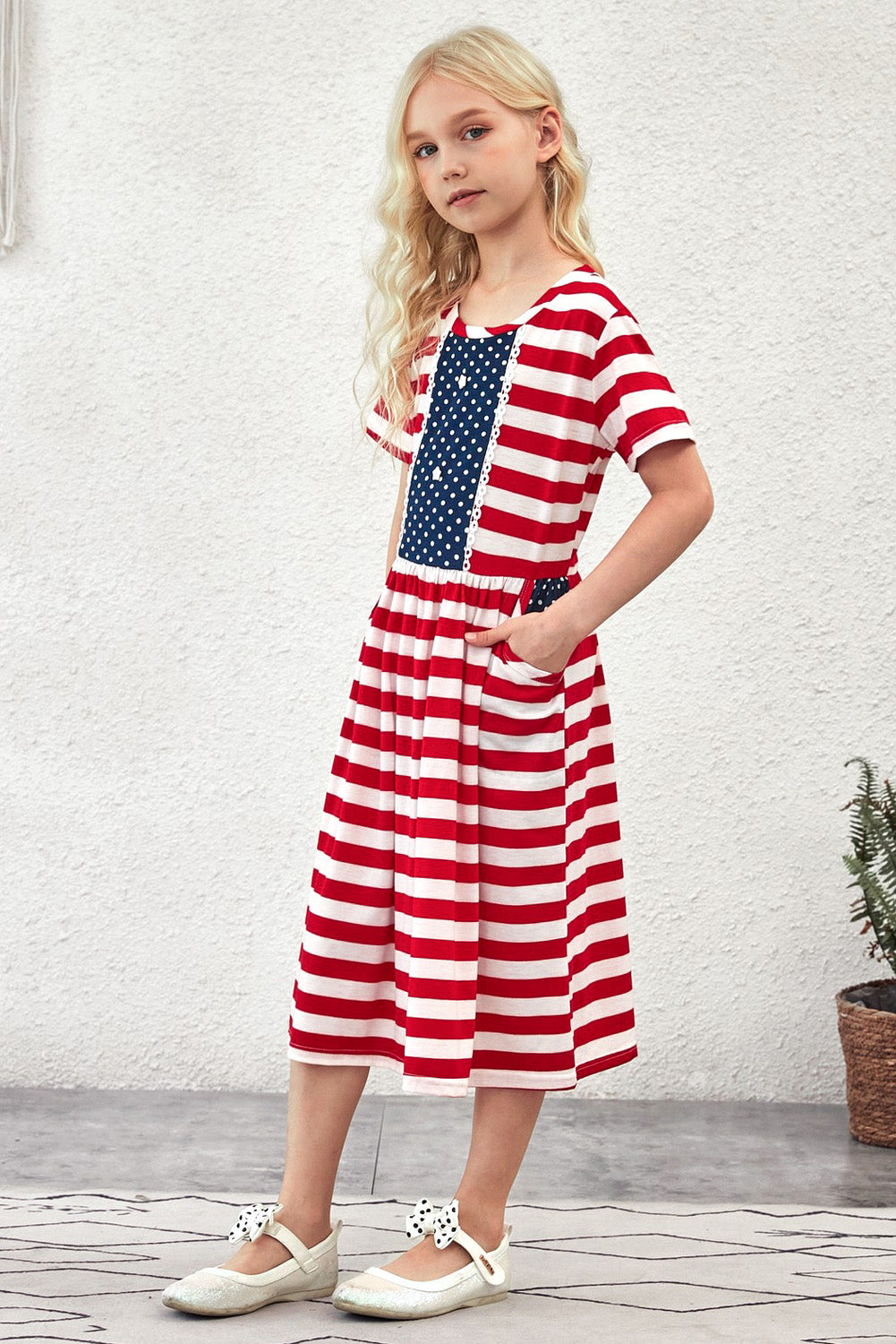 Girls Striped Lace Trim Short Sleeve Dress