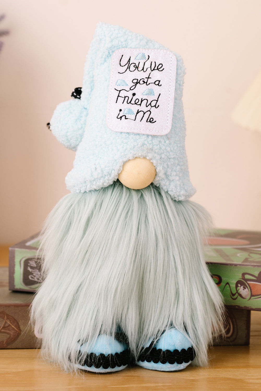 Mother's Day Pom-Pom Trim Faceless Gnome