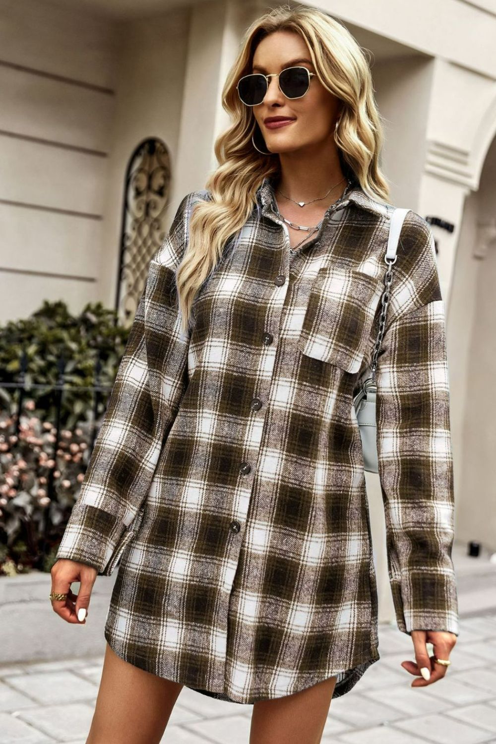 Plaid Curved Hem Longline Shirt Jacket