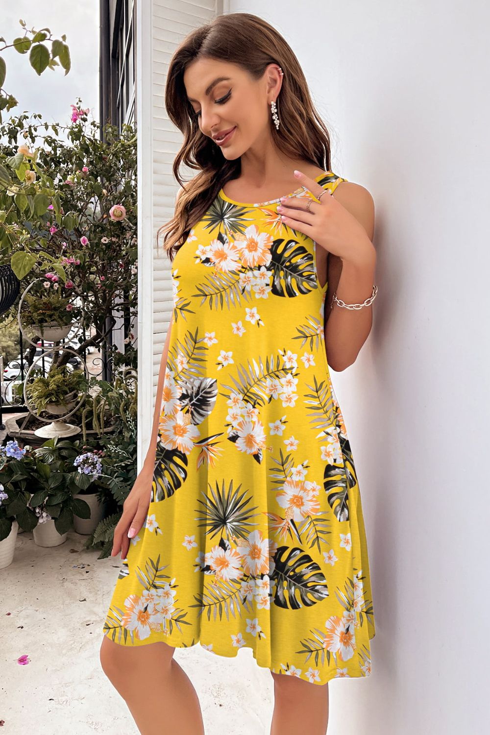 Printed Round Neck Sleeveless Dress